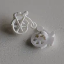 ドイツ製ビンテージ 自  転車デザインボタン【白色・直径14mm・スタイリッシュ】
