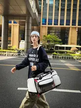 干湿分離機能付きスポーツトレーニングバッグ【男女兼用・多機能・ショルダーバッグ・旅行用】（セットアップ対応）