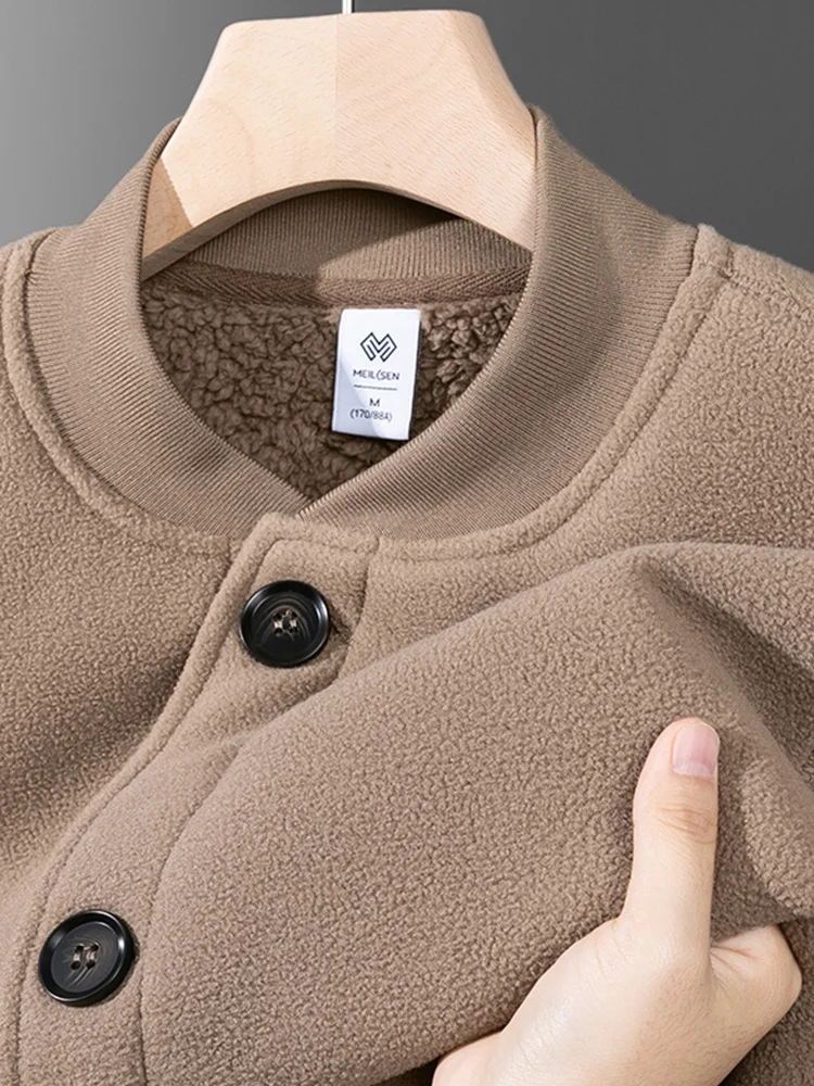 ホームレスに着せられる服装は、本当に存在するのか？