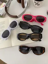 女性用オーバル型キャットアイサングラス【レトロデザイン・UVカット・小顔効果】