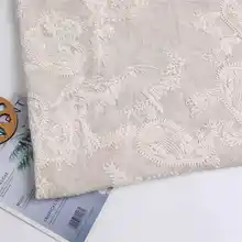 手刺繍風のカシューナッツ柄デザイン布地【極上の柔らかさ・ジャカード風】