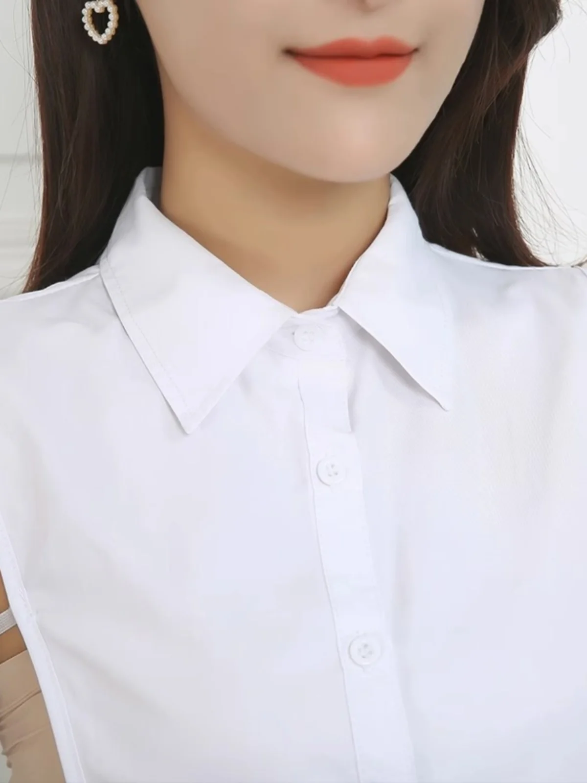 抜き襟がダサいって、本当にNGなの？その理由と、今こそ選ぶべき「韓国風尖った襟シャツ」の真実