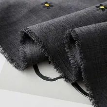 黒灰色の可愛いデイジー刺繍の通気性あるシャツドレス【ハンガリー織風・滑らかな生地】（セットアップ対応）