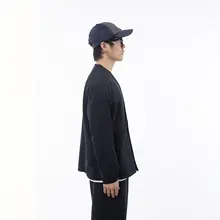 万能Vネックカーディガン【速乾性・通気性・微ストレッチ】