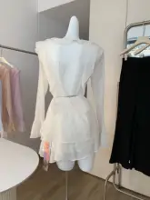 涼しげな装い！微透かしデザインのラッフル袖長袖シャツとフレアスカート【防晒・優雅なスタイル】（セットアップ対応）