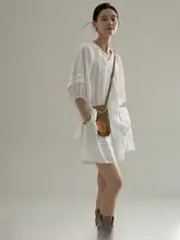 涼しげなVネックパフスリーブブラウス＆ショートパンツ【夏用・セットアップ対応】