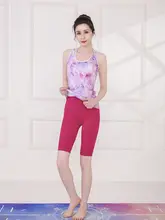 シンプルで優雅！春夏用プリントデザイン ヨガウェア【女性用・タンクトップ・運動・フィットネス】（セットアップ対応）