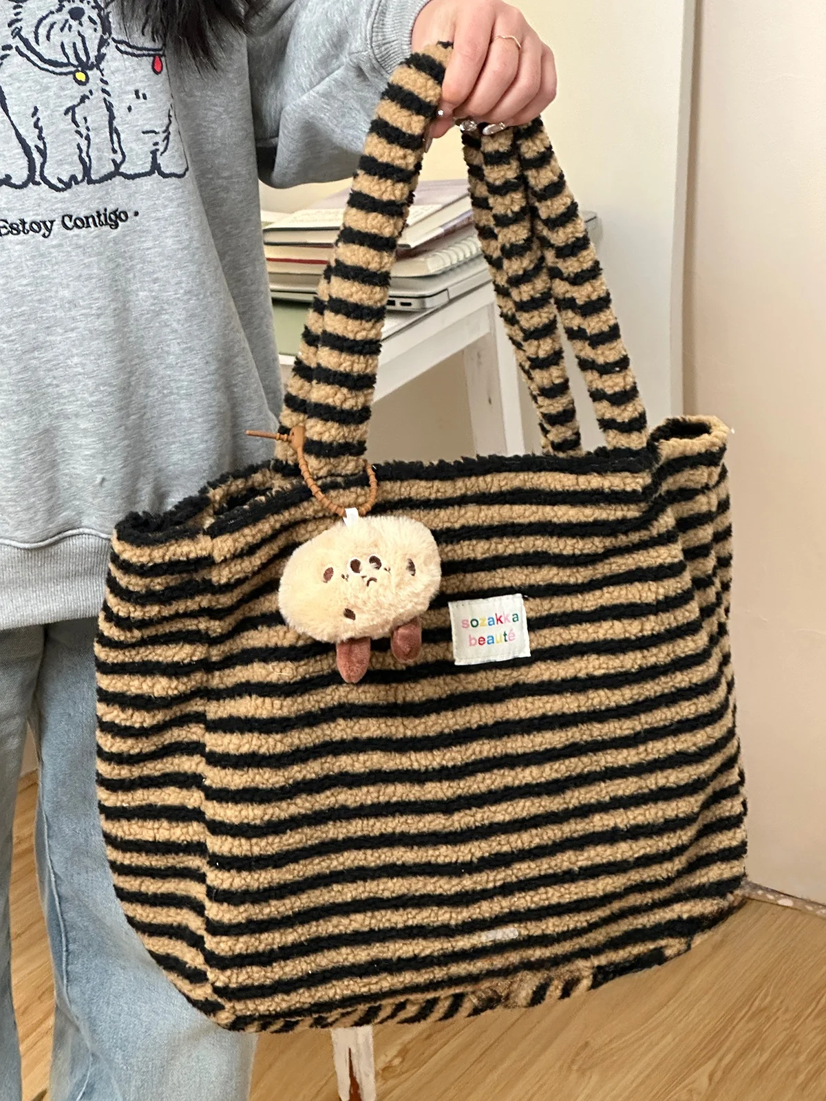 かわいいトートバッグで通勤も日常も輝くのは、どう選ぶ？