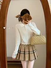 ポロ襟デザインのニットトップス【麻花編み・ウール素材・スリムなフィット・レディース用】