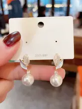 春夏用 バリエーション豊富なダイヤモンド風リーフパールピアス【エレガントなデザイン・軽やかさ】