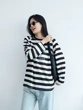 竹節綿のシンプルなレトロ風ロングスリーブTシャツ【ワイドストライプ・体型カバー】