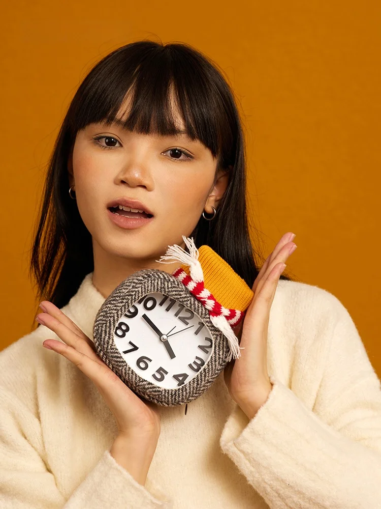 可愛い目覚まし時計を選ぶべきタイミングは？学生時代の朝を救う、心に響くデザインがここに！