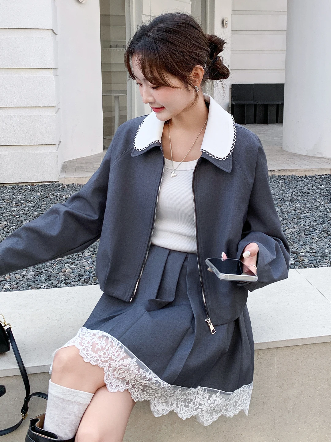 30代の女性が春に選ぶべき「スタイル良く見えるコーデ」は？