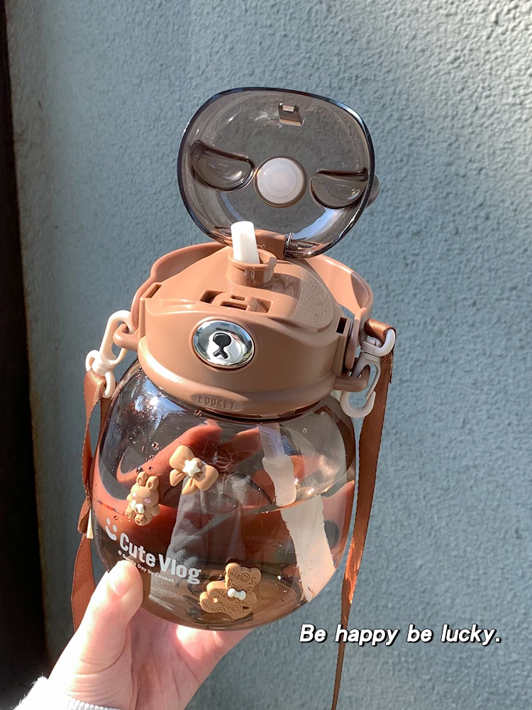 ストローマグ 魔法瓶 おすすめ：プラスチック製1L以上の大容量デザインマグカップ