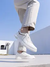 秋用 メンズ 無地の穴あき通気性カジュアルシューズ【スリッポン・楽な履き口】