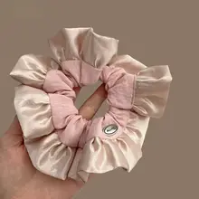 フリルデザインのサテン生地ヘアゴム【バンアクセサリー・丸型・かわいい】