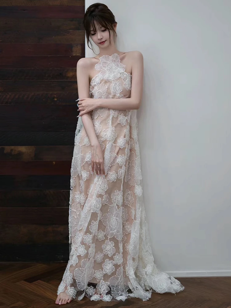 結婚式で 華やかさとカジュアルを両立するには？レースハンガー付き軽やかなお嫁さんドレスの選び方