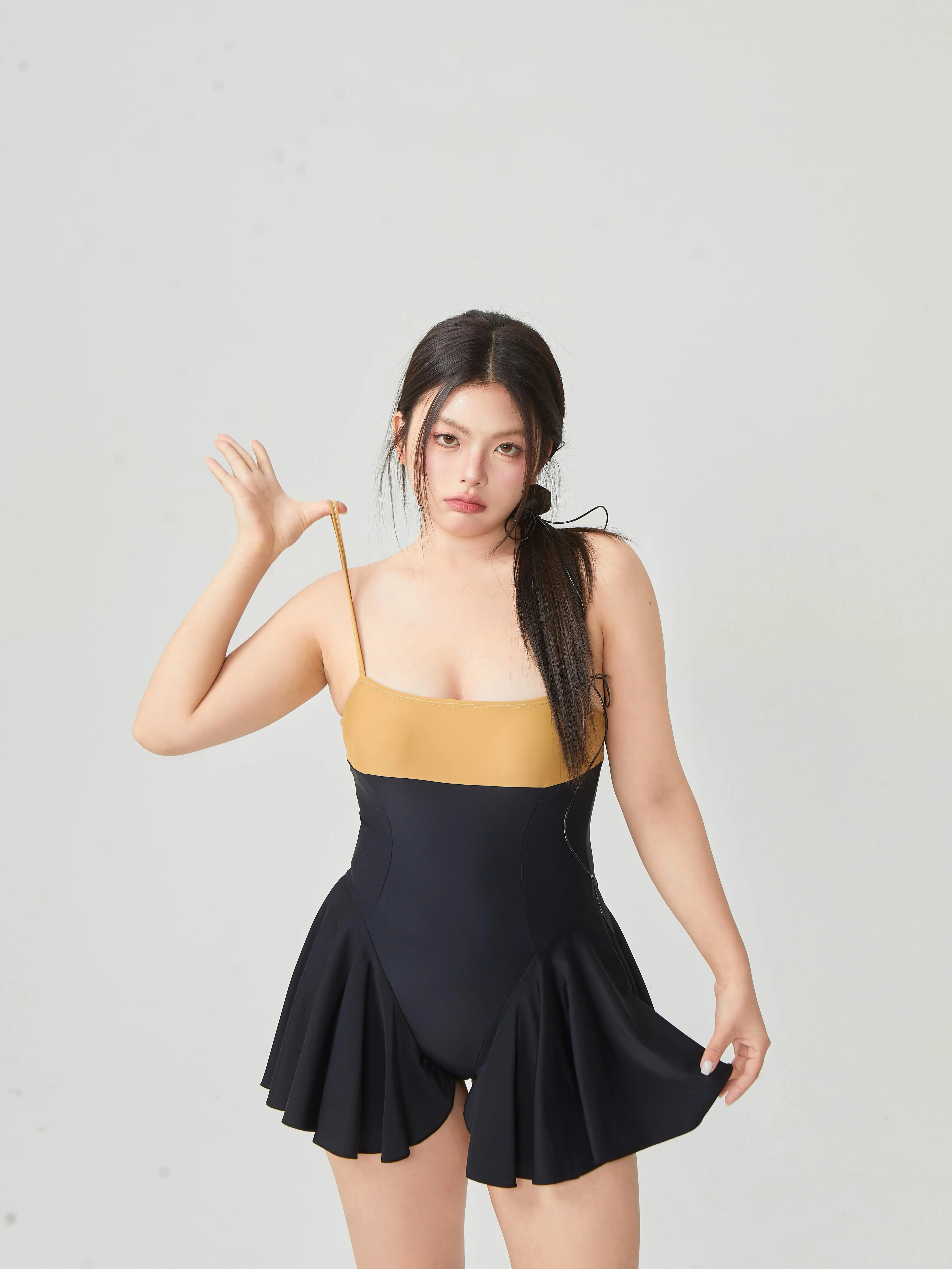 ママのプールコーデで悩むなら、この1着で解決できる？