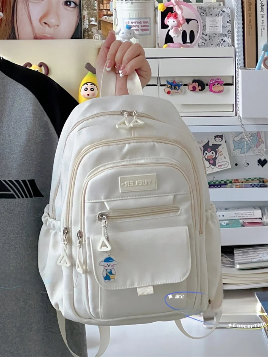 カジュアルすぎないリュックを選ぶべき理由は？大学生・通勤・アウトドアで使える「ミニマルな多層リュック」の選び方