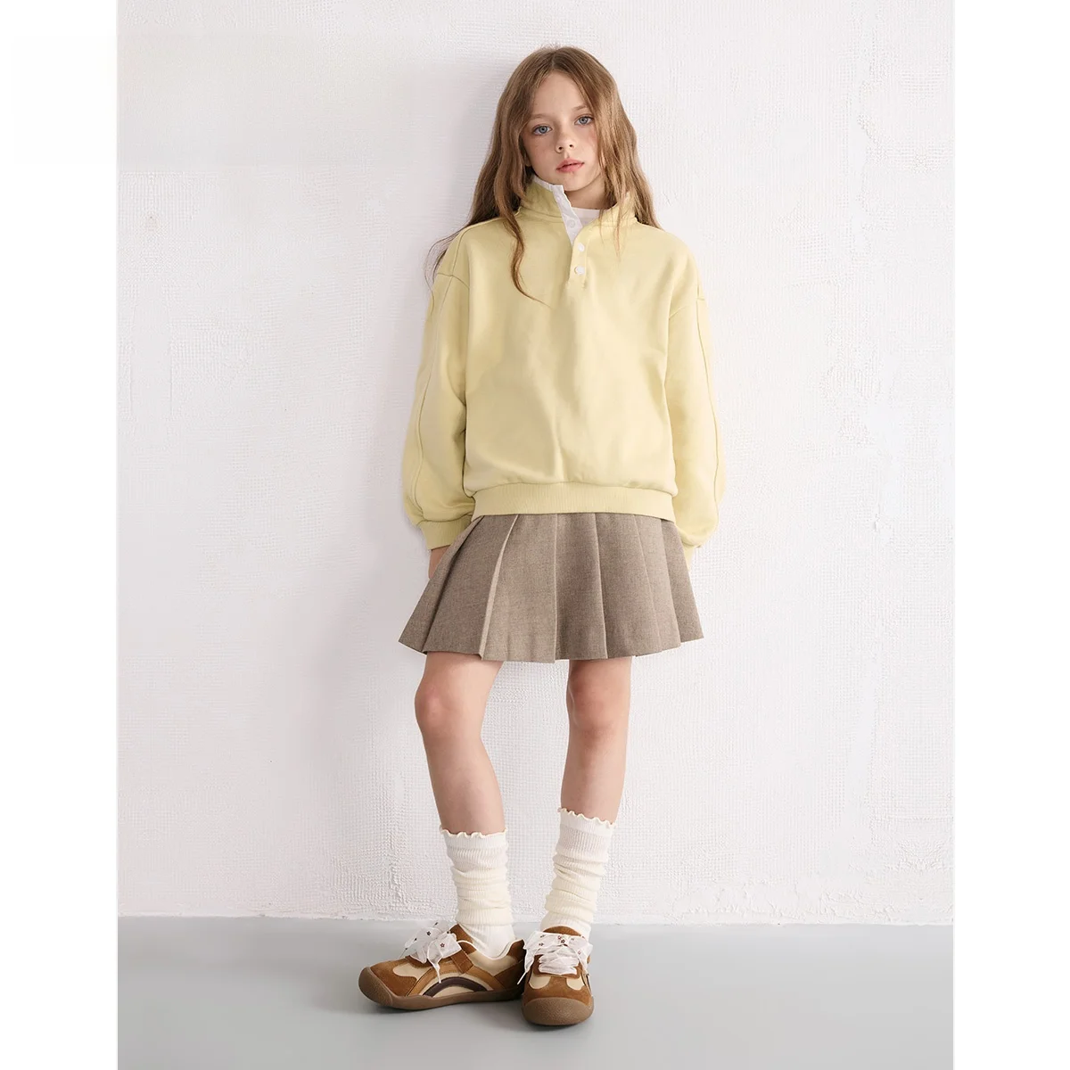 女の子用カジュアルレトロシューズ【中大童向け・キャンバス・春秋用】