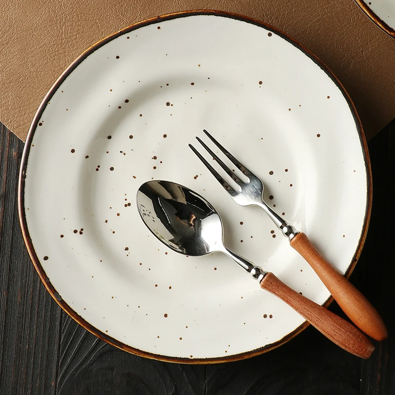 お客様用食器の選び方とは？4選で自宅の食卓をもっと心地よくする実践ノウハウ