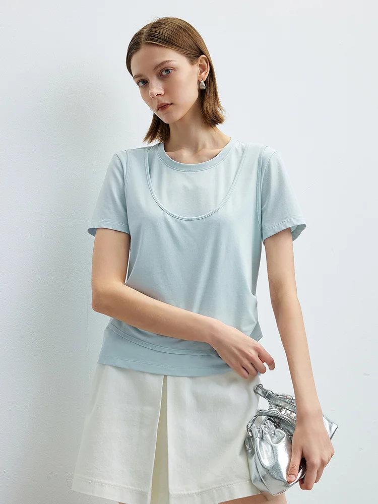 ロンティーTシャツを重ね着にするなら、どうやって着こなすのがおすすめ？