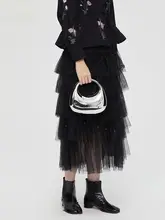 春秋向けファッショナブルな松緊ウエストの抽譲チュールロングスカート（セットアップ対応）
