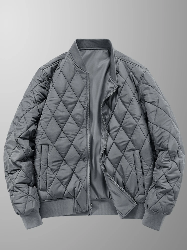 aviator jacket と bomber jacket の違いを知れば、どんなシーンで着るかがわかる！