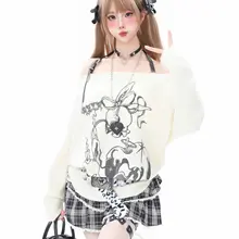 カジュアルなオフショルダー ニットトップス【秋用・カートゥーンプリント・デザイン入り】