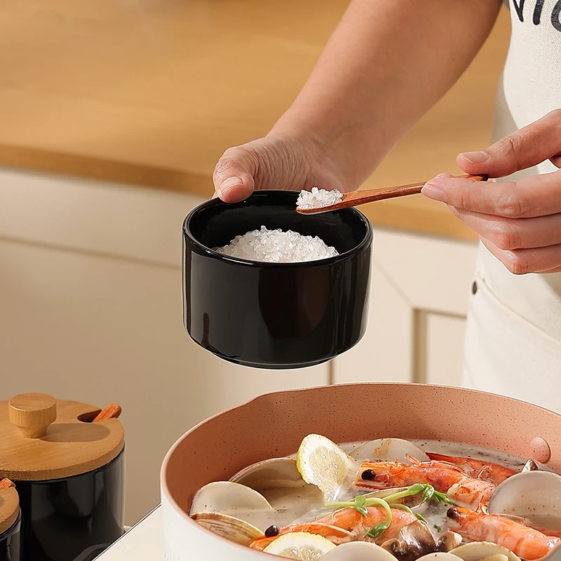キッチンをスッキリ整理！収納グッズおすすめ｜高級陶器ボックスの使い方と選び方完全ガイド