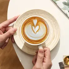 ヴィンテージスタイルの陶製コーヒーカップ＆ソーサー【高級感あるラテアート対応・家庭用】