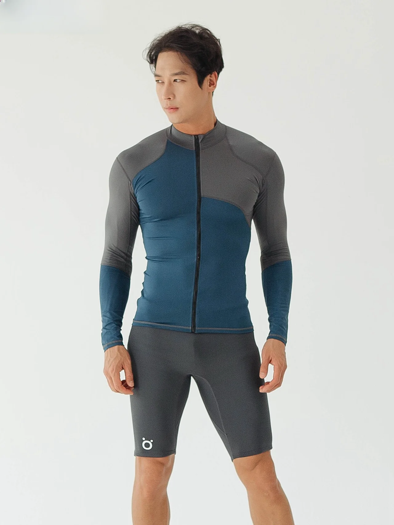 男性用エレガントなスポーツ水着【長袖・速乾・パドルボード対応】（セットアップ対応）