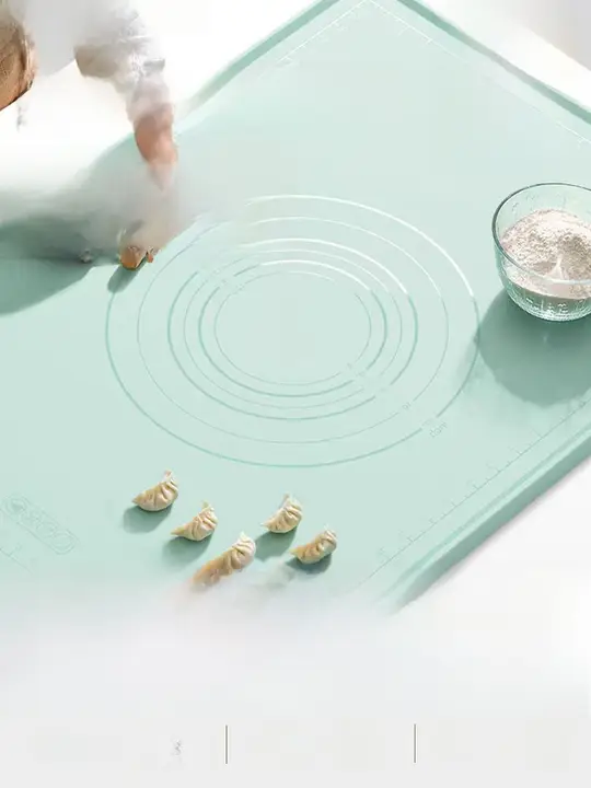 こね板 キッチンユーザー 食品グレードのシリコン 厚手の抗菌パネル ベーキングボード