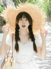 ビーチリゾート用大きなつばのラフィア編みハット【日焼け防止・透かしデザイン・女性用】