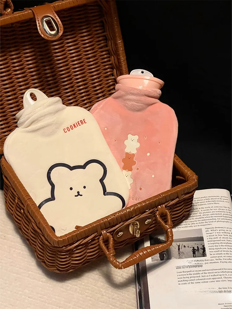 かわいい毛布製湯たんぽDD0003：学生向け小型衝水式暖房器具の実用性とコストパフォーマンス