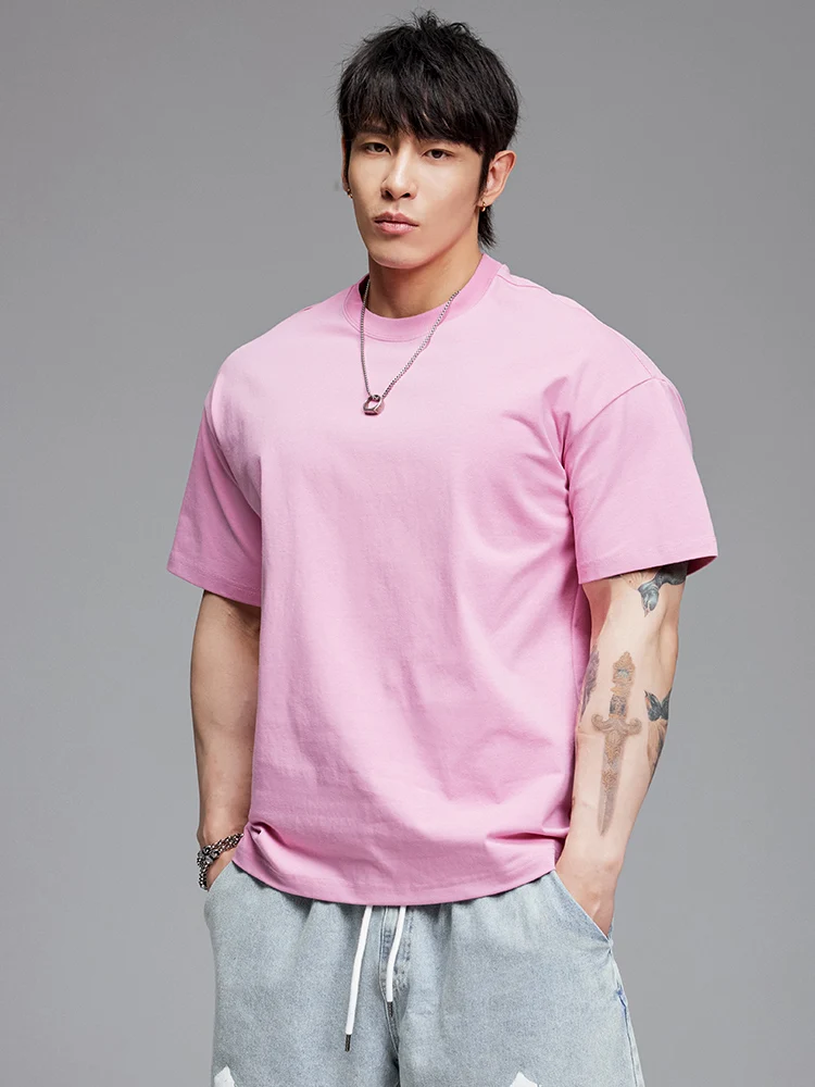 ストリートファッションの本質とは？シンプルTシャツの実 用性と色選びの徹底解説