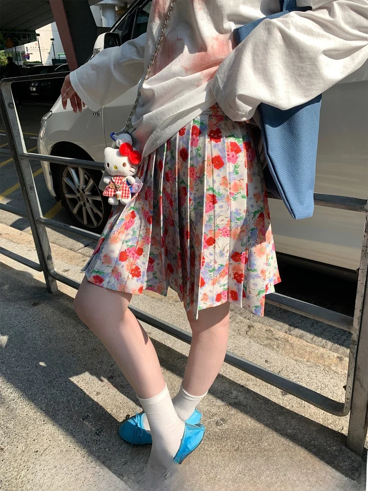 デザイン性のある花柄プリーツスカート：2025年夏季の通勤向け女性スカートとしての実用性