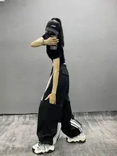 ストライプ配色デザインの薄手カーゴパンツ【ハイウエスト・ゆったりフィット・テーパード】（セットアップ対応）