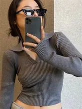 黒のポロシャツ【ドロップショルダー・フィット感あるデザイン・春秋用・ショート丈】