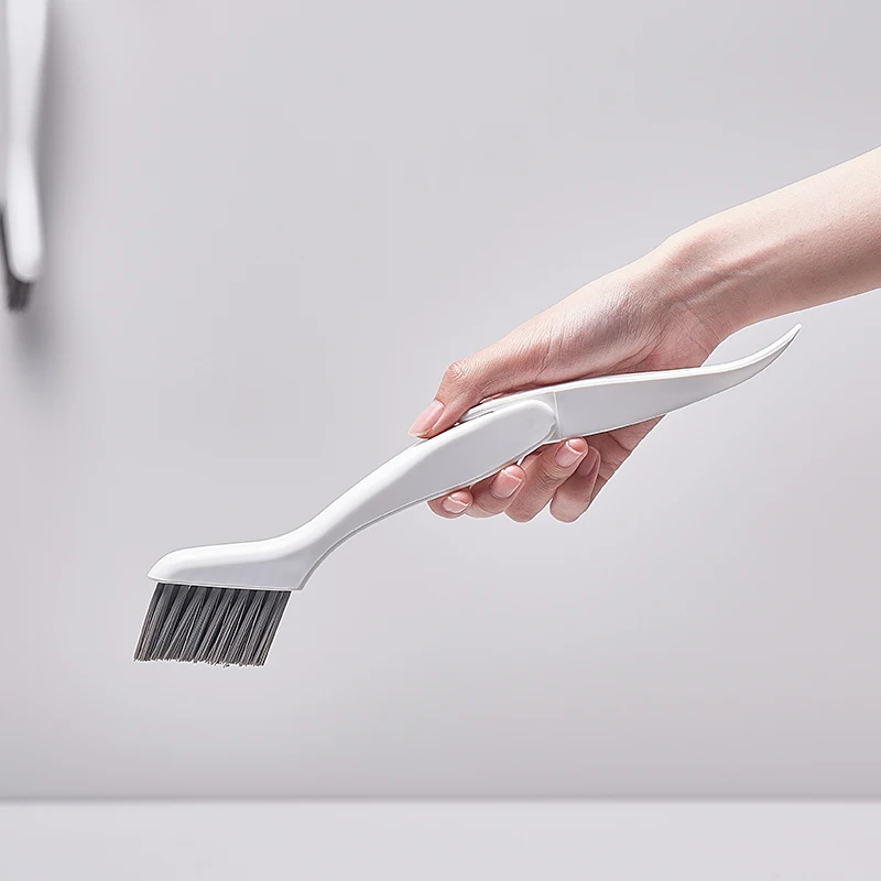 ブラインドの隙間汚れを落とすには、この1本が絶対に必要？