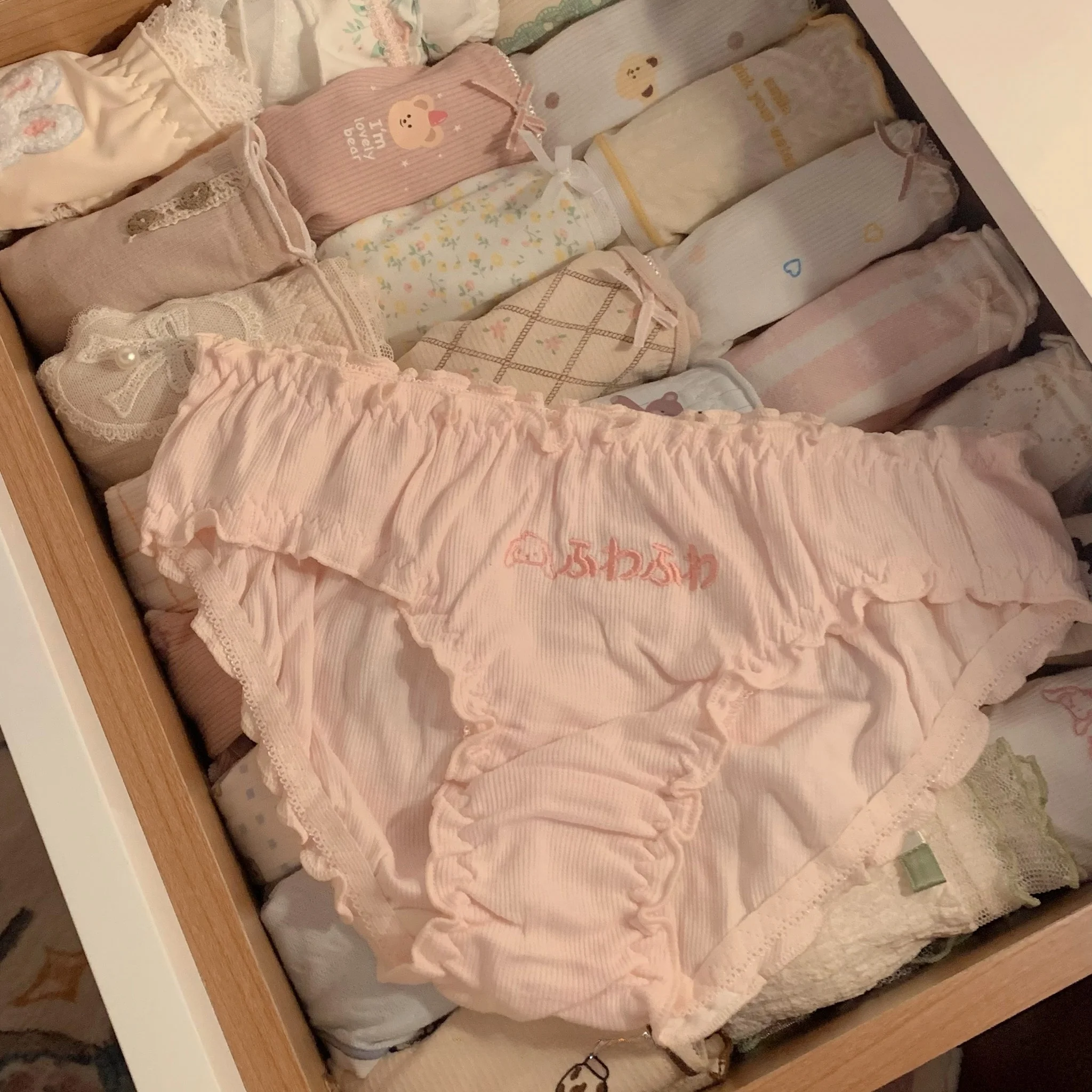 「チビデブ女」が選ぶべき、通勤でもデートでも使える“かわいいパンティ”とは？