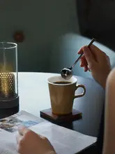 カラフルな九土陶瓷製マグカップ【コーヒー・ティー・牛乳用・家庭用・オフィス用】