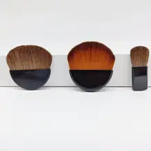 羊毛製 ミニファンデーションブラシ【柔らかくふんわり・コンパクトサイズ・メイクアップ用】