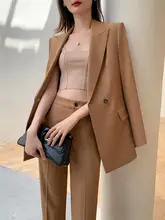 高級感ある女性用スーツ【秋冬用・カジュアルデザイン・上品なスタイル】（セットアップ対応）