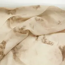 侘寂風の薄手透け感ある杏色水墨染めの天絲涤麻布料【漢服用】【生地】