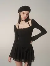 Mess Studio プリーツデザインの長袖黒ワンピース【秋向け・ゆったりシルエット】