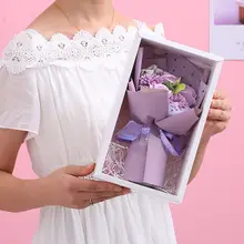 フラワーボックス コサージュ風のソープフラワーアレンジメント【母の日・誕生日・ギフト用】