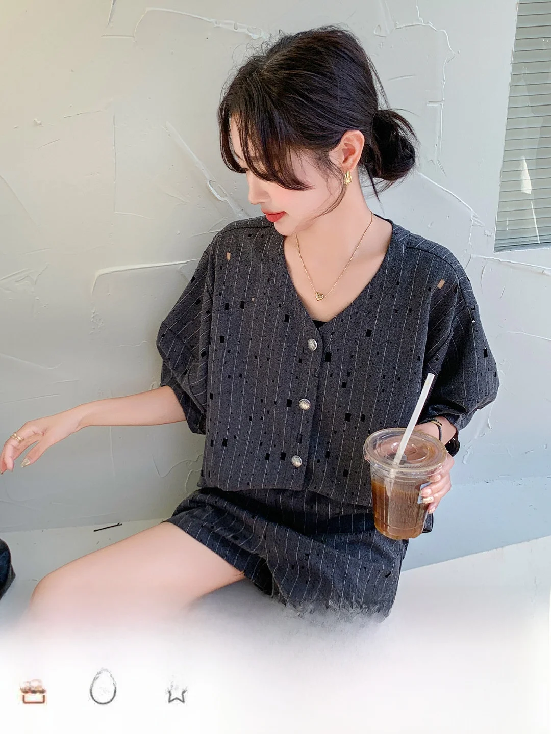 よそ行きの服 50代 どう選ぶ？通勤風のシンプルで安心な1着が今、注目されています