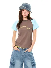 カラーブロックデザインの半袖Tシャツ【女性用・フィット感あり・カジュアル】