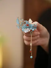 精巧なデザインの中式ヘアクリップ【ブルーの蓮の花・サイドクリップ・着物アクセサリー】